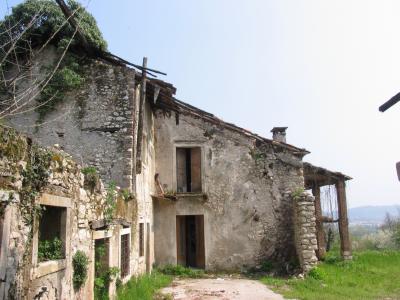 Rudere, Contrà Grumo in località Cereda, Comune di Cornedo Vicentino (VI)