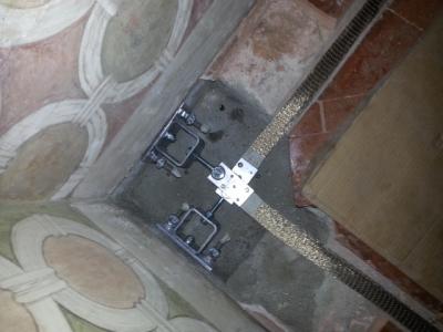 recmag151_CameraSposi_phLithos